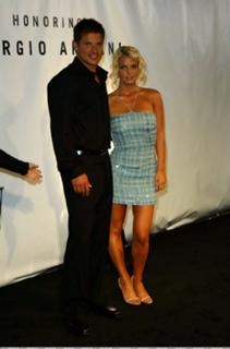 Jessica Simpson feet photo thumbnail