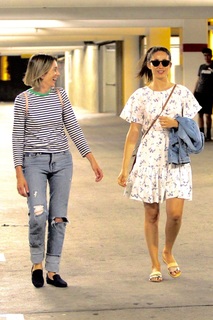 Emmy Rossum feet photo thumbnail