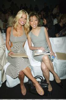 Jessica Simpson feet photo thumbnail