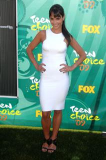 Jordana Brewster feet photo thumbnail
