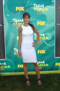Jordana Brewster feet photo thumbnail