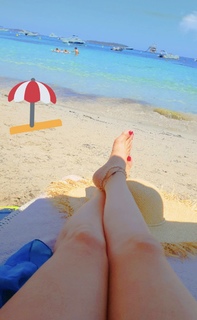 Haifa Wehbe feet photo thumbnail