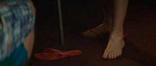 Amy Schumer feet photo thumbnail