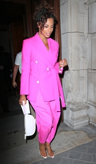 Rochelle Humes feet photo thumbnail