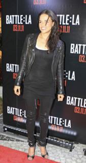 Michelle Rodriguez feet photo thumbnail