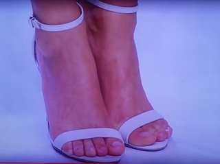 Lívia Andrade feet photo thumbnail