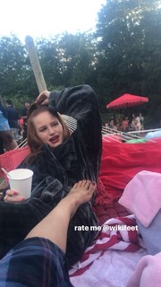 Camila Mendes feet photo thumbnail