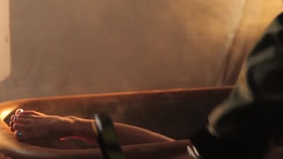 Shakira feet photo thumbnail