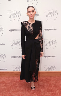 Rooney Mara feet photo thumbnail