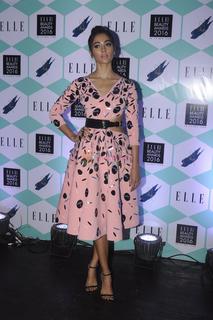 Pooja Hegde feet photo thumbnail