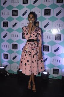 Pooja Hegde feet photo thumbnail