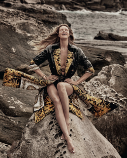 Elle Macpherson feet photo thumbnail
