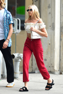 Elsa Hosk feet photo thumbnail