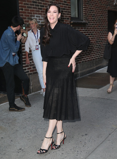 Liv Tyler feet photo thumbnail