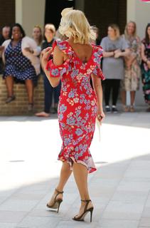Holly Willoughby feet photo thumbnail