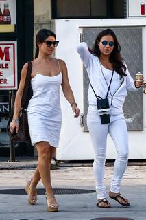 Michelle Rodriguez feet photo thumbnail