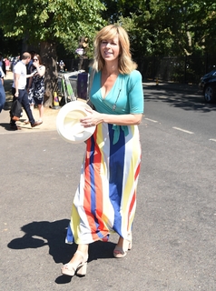 Kate Garraway feet photo thumbnail