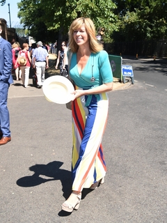 Kate Garraway feet photo thumbnail