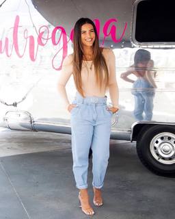 Gaby Espino feet photo thumbnail