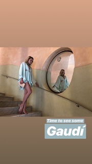 Shantel VanSanten feet photo thumbnail