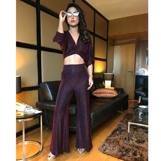 Hina Khan feet photo thumbnail