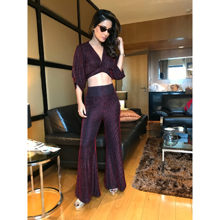 Hina Khan feet photo thumbnail