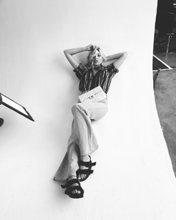 Elsa Hosk feet photo thumbnail