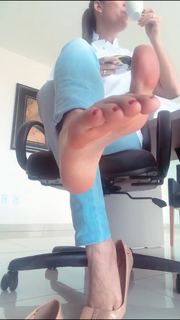 Alaine Crissiê feet photo thumbnail