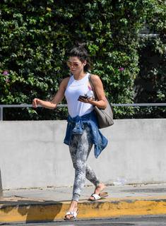 Jenna Dewan feet photo thumbnail