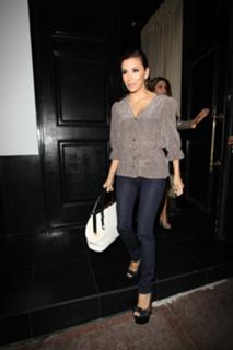 Eva Longoria feet photo thumbnail