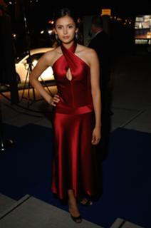 Nina Dobrev feet photo thumbnail