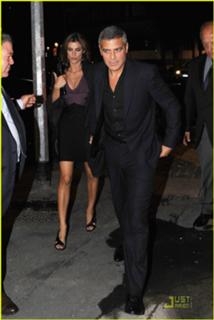 Elisabetta Canalis feet photo thumbnail