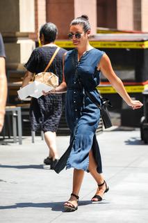 Lea Michele feet photo thumbnail