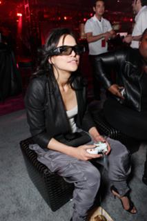 Michelle Rodriguez feet photo thumbnail