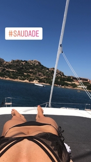Tania Cagnotto feet photo thumbnail