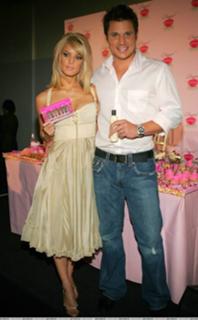 Jessica Simpson feet photo thumbnail