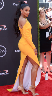 Ciara feet photo thumbnail