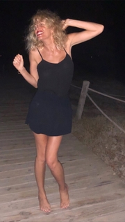 Alessia Marcuzzi feet photo thumbnail