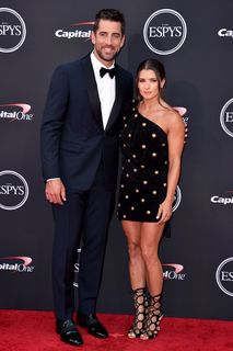 Danica Patrick feet photo thumbnail