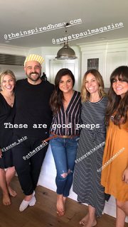 Tiffani Thiessen feet photo thumbnail