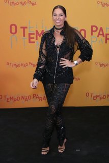 Adriane Galisteu feet photo thumbnail
