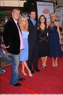 Jessica Simpson feet photo thumbnail