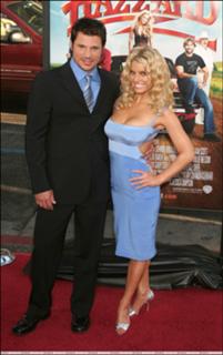Jessica Simpson feet photo thumbnail