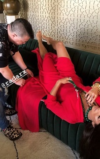 Adriane Galisteu feet photo thumbnail