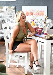 Kerry Katona feet photo thumbnail