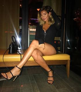 Gabbie Hanna feet photo thumbnail