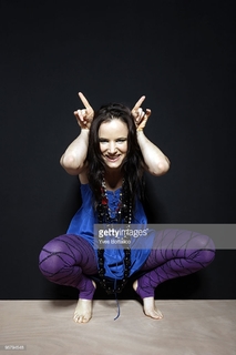 Juliette Lewis feet photo thumbnail
