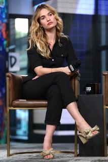 Lily James feet photo thumbnail