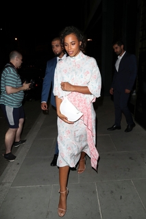 Rochelle Humes feet photo thumbnail