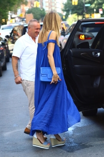 Heidi Klum feet photo thumbnail